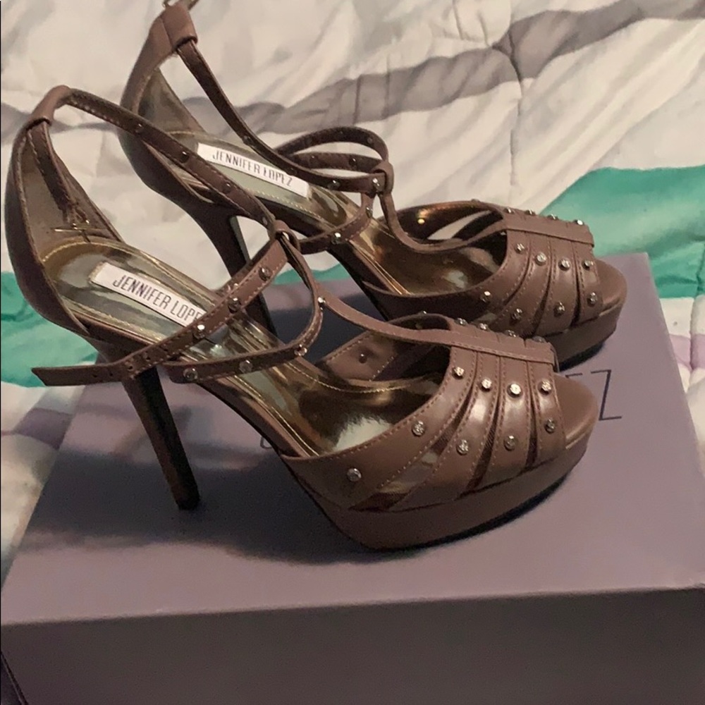 Jennifer Lopez high heels size 9